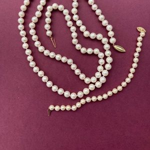 Necklace and bracelet pearls